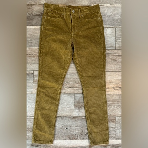 Levi’s~ Women’s 311 Shaping Skinny Corduroy Pants Size 31 X 30‎ New Mid - Rise - Picture 2 of 8